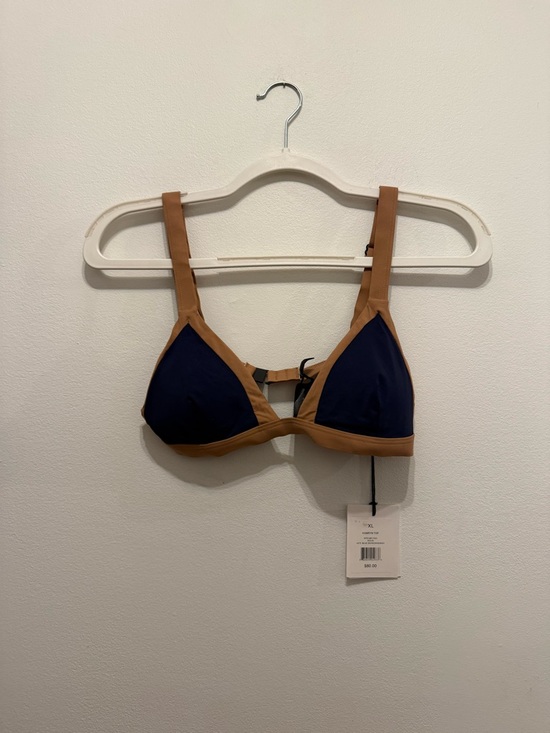 Onia Other - Onia $80 NWT Contrast-Trim Bikini Triangle Top in Navy and Tan Swim